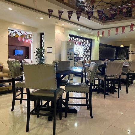 Enwan Suites Hotel Al Al Jubail Extérieur photo