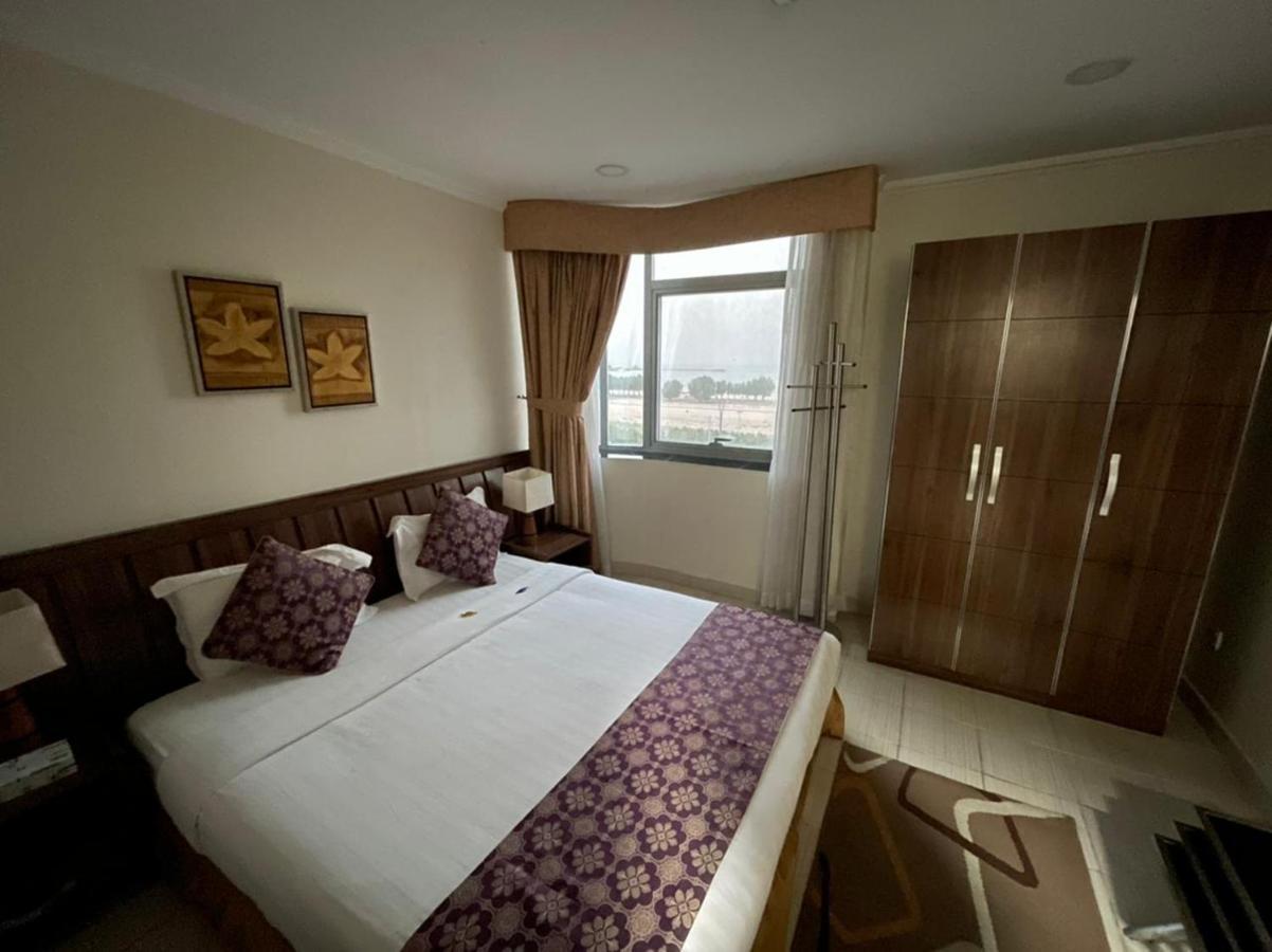 Enwan Suites Hotel Al Al Jubail Extérieur photo