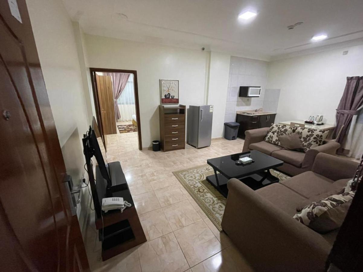 Enwan Suites Hotel Al Al Jubail Extérieur photo