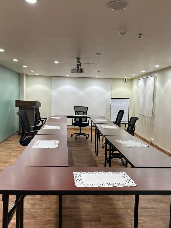 Enwan Suites Hotel Al Al Jubail Extérieur photo