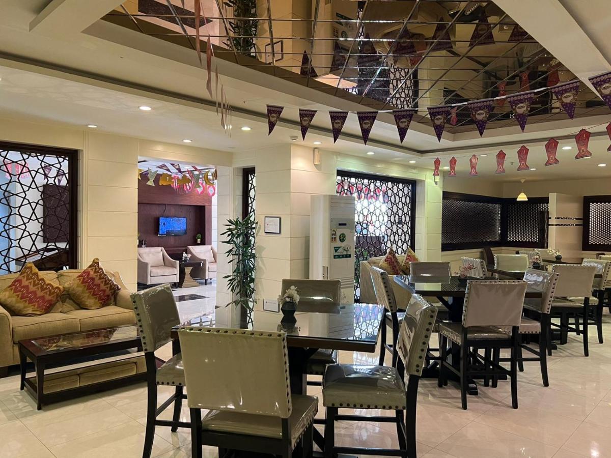 Enwan Suites Hotel Al Al Jubail Extérieur photo